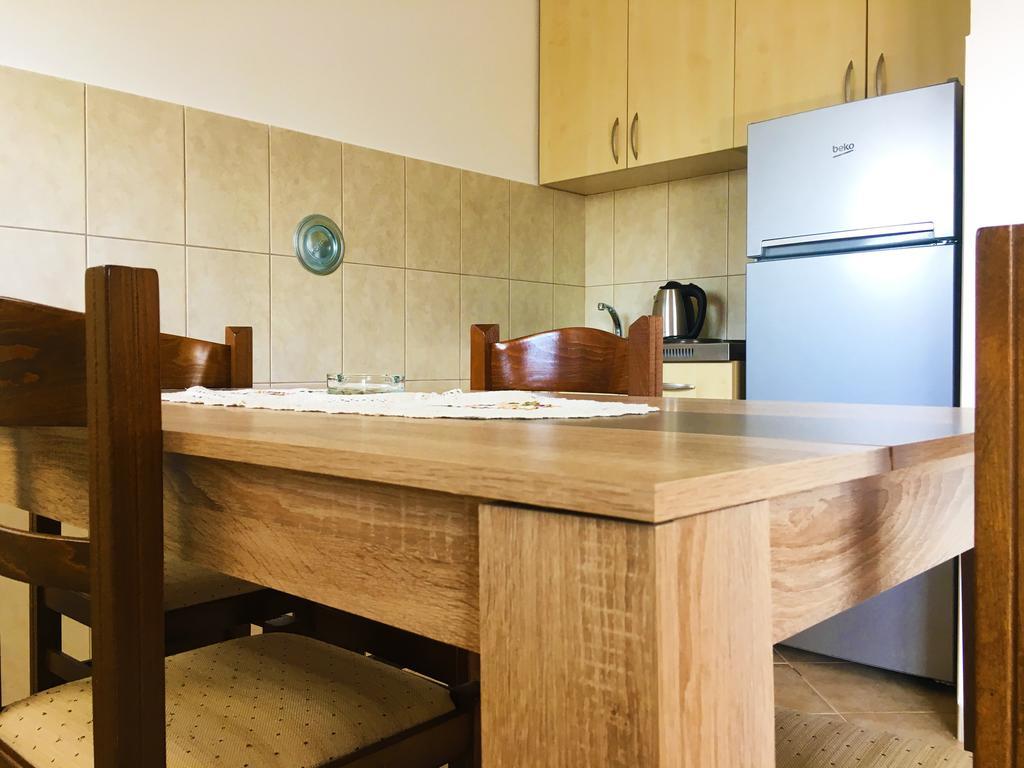 Milmaris Apartments Tivat Eksteriør bilde